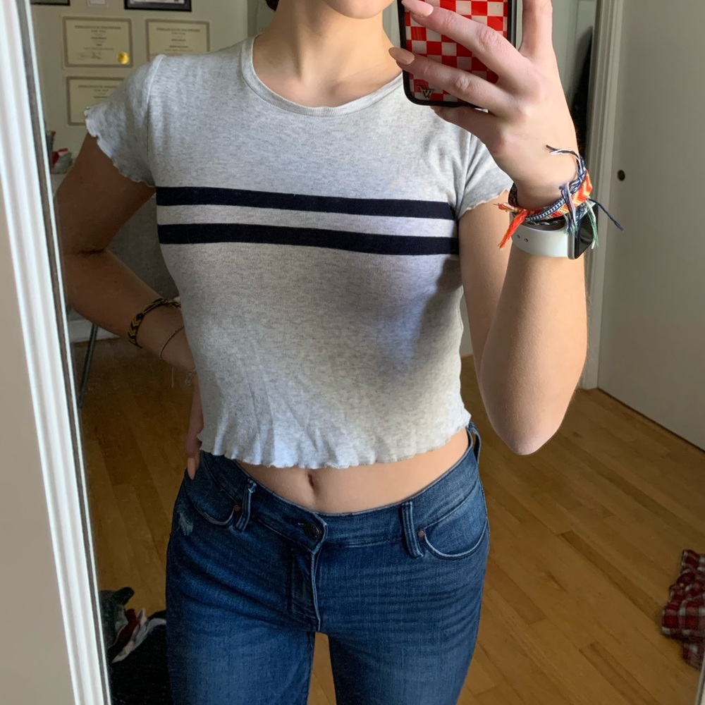 brandy melville grey crop top
